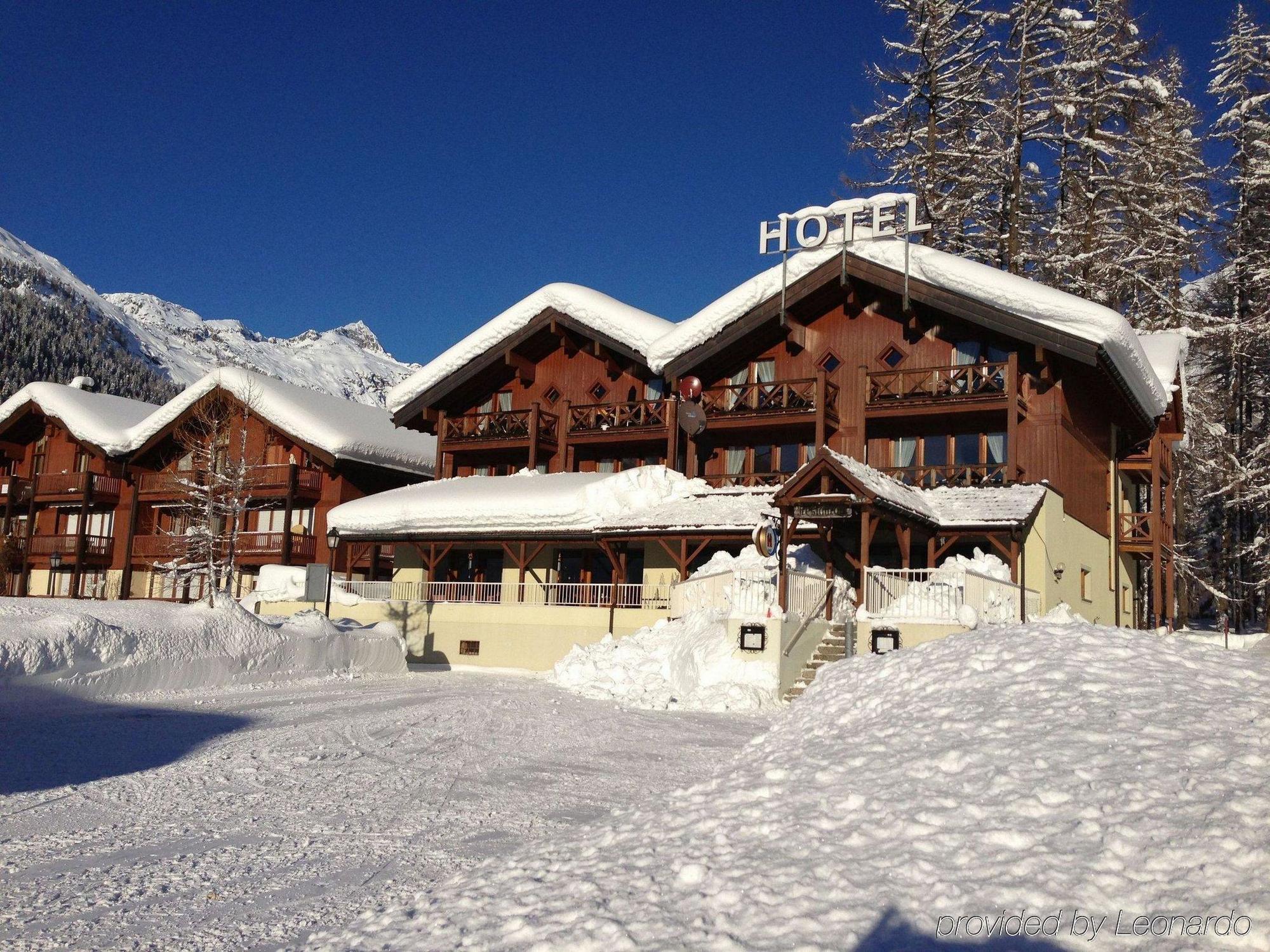 Hotel Alpenhof Oberwald Dış mekan fotoğraf